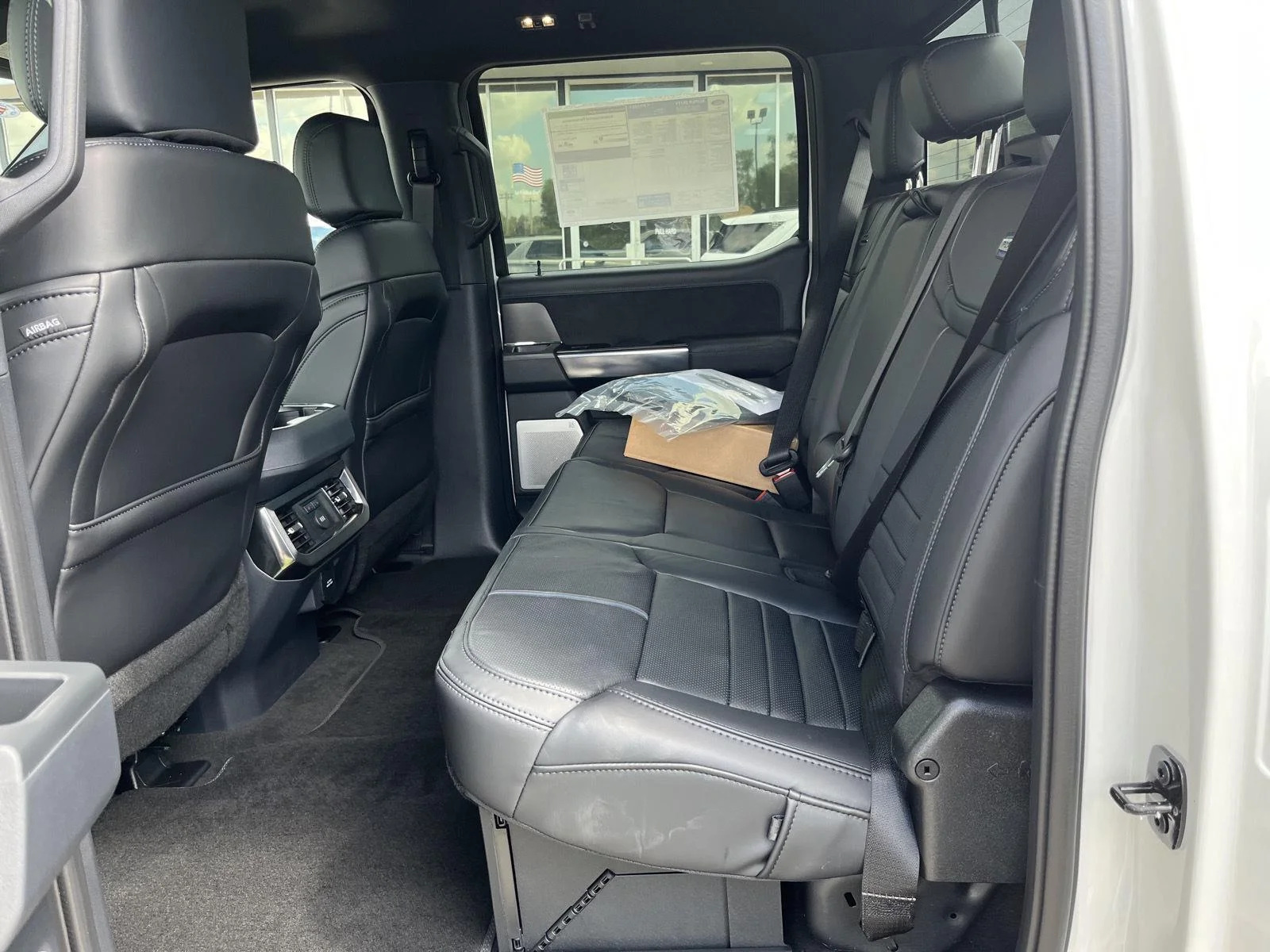 New 2026 Star White Metallic Tri-Coat Ford F-350® Platinum® image 14