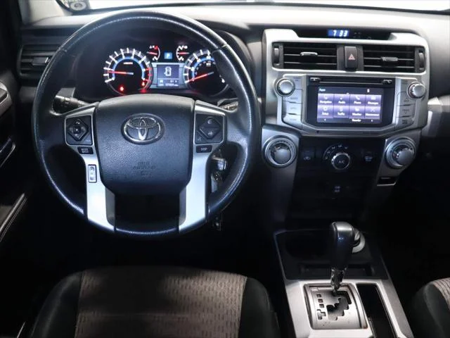 Used 2019 White Toyota SR5 image 11