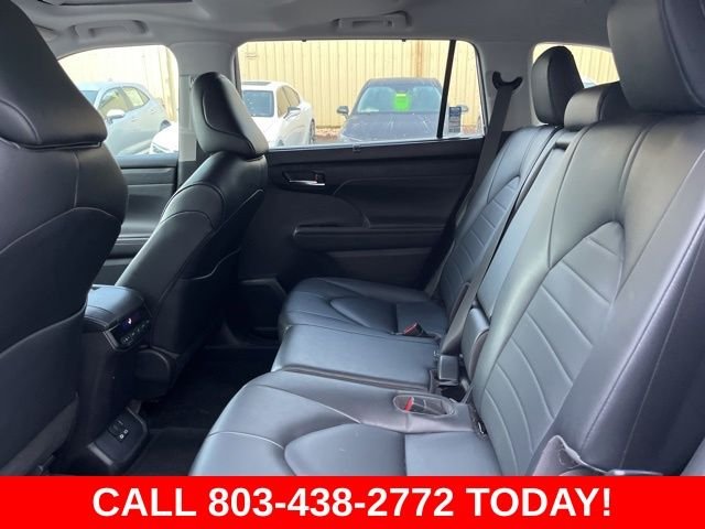 Used 2023 Gray Toyota XLE image 13