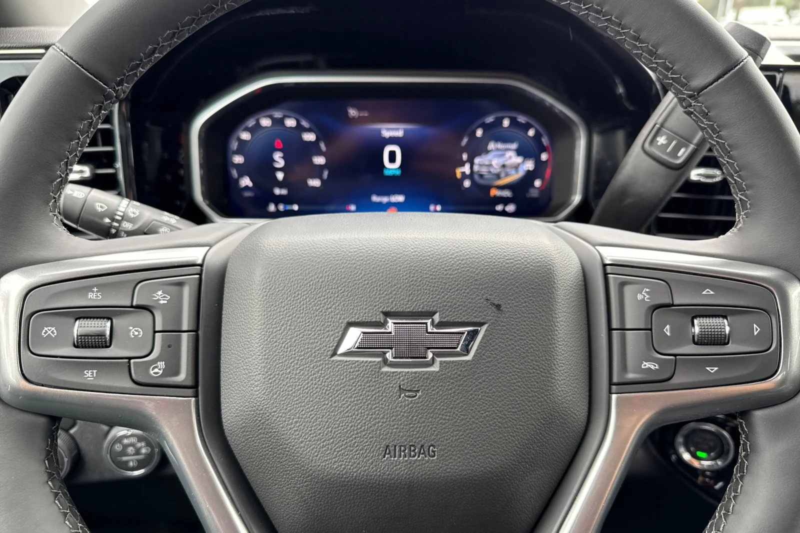 2026 Chevrolet Silverado 2500 HD LT view 21
