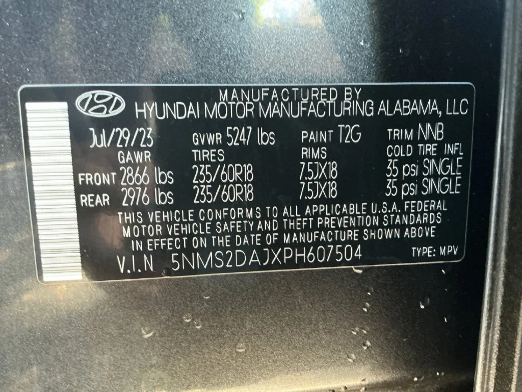Used 2023 Gray Hyundai SEL image 30