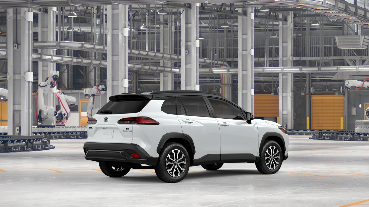 New 2026 Wind Chill Pearl with Jet Black roof Toyota Hybrid SE image 10