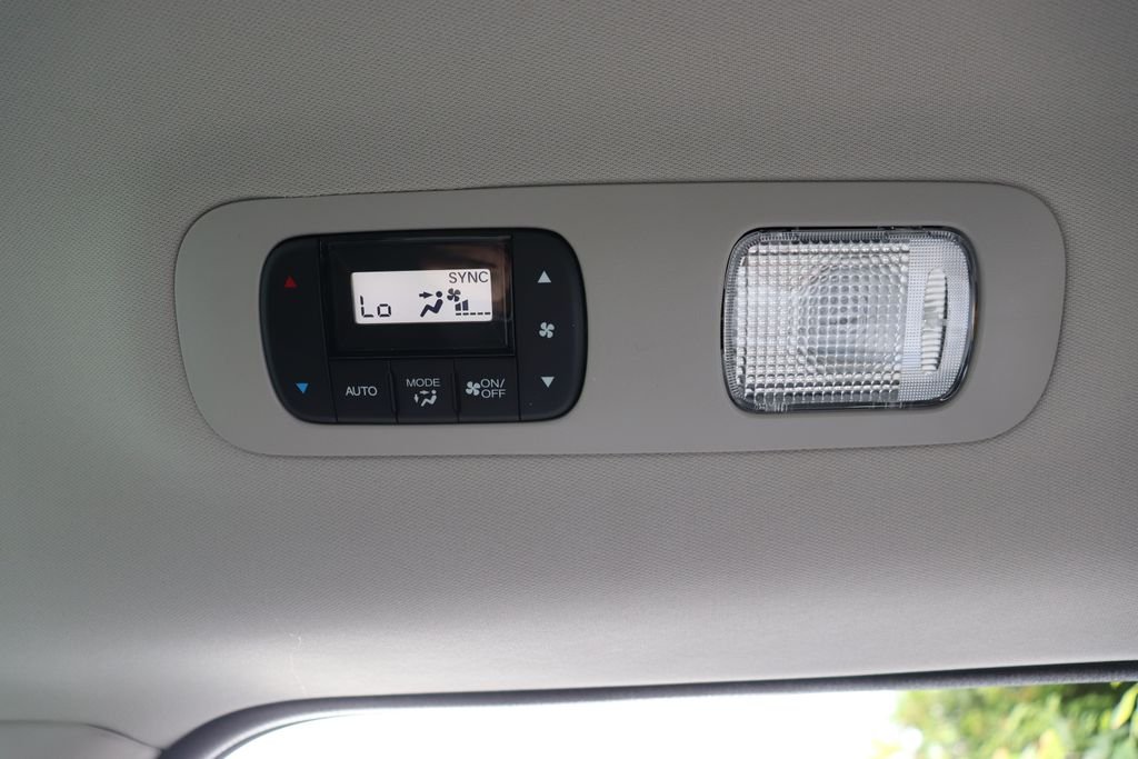 2026 Honda Odyssey Elite - Photo 16