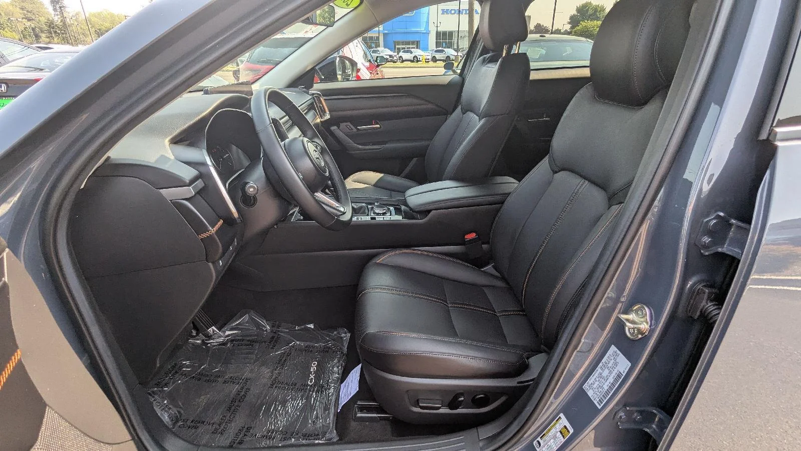 2025 Mazda CX-50 Premium Plus - Photo 18