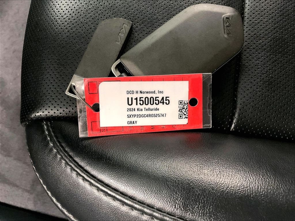 Used 2024 Gray Kia LX image 31