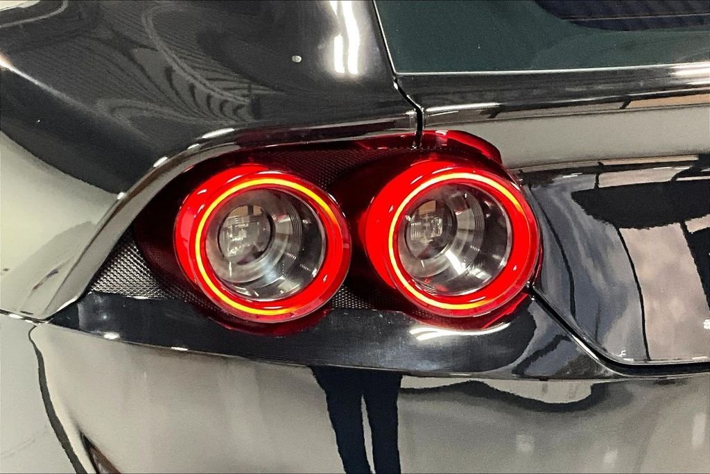 Used 2018 Black Ferrari V12 image 22