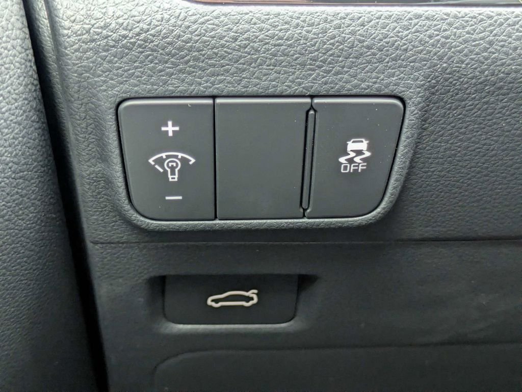 New 2026 Snow White Pearl Kia GT-Line FWD image 22