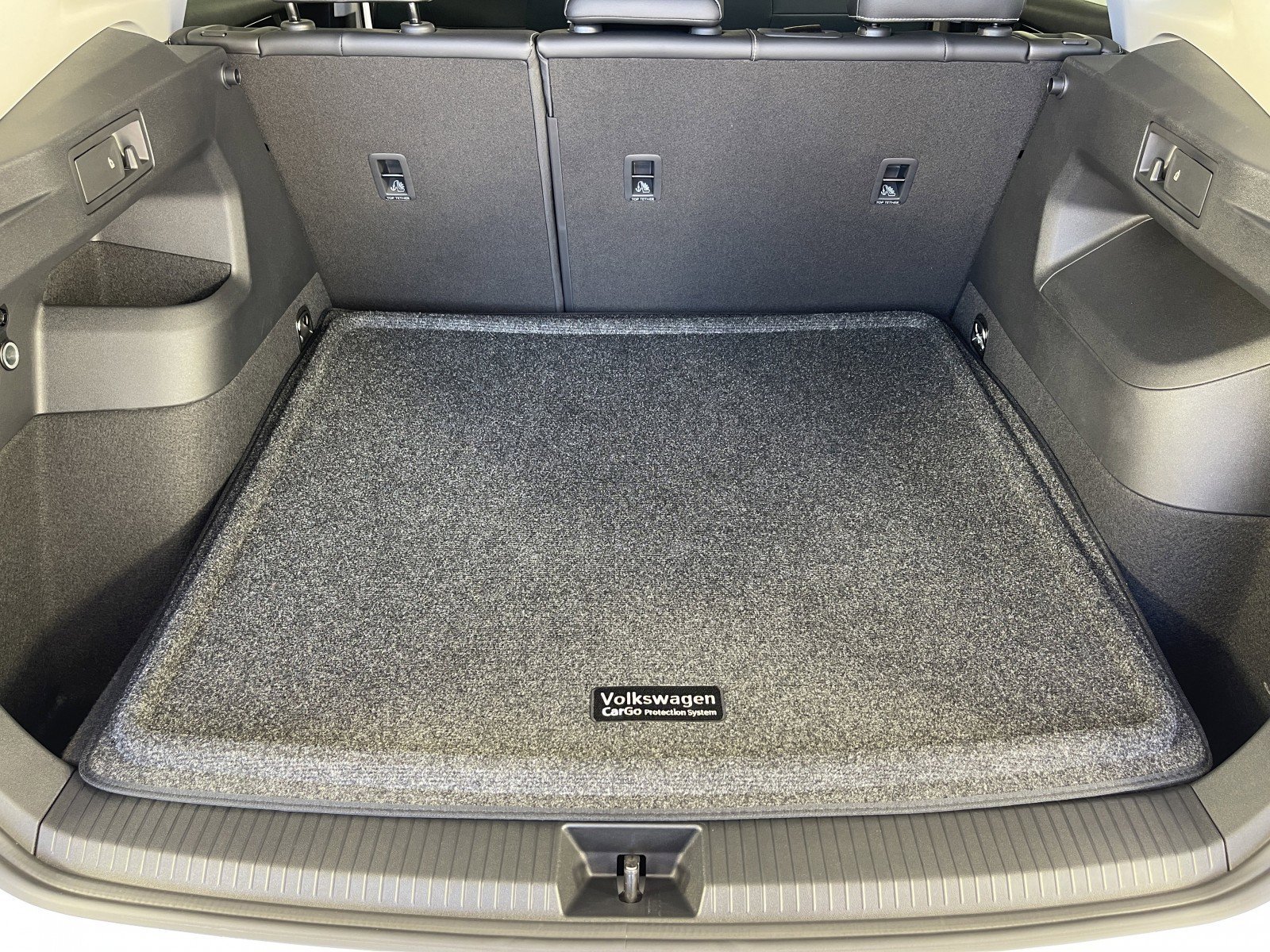 2026 Volkswagen Tiguan SE - Photo 32