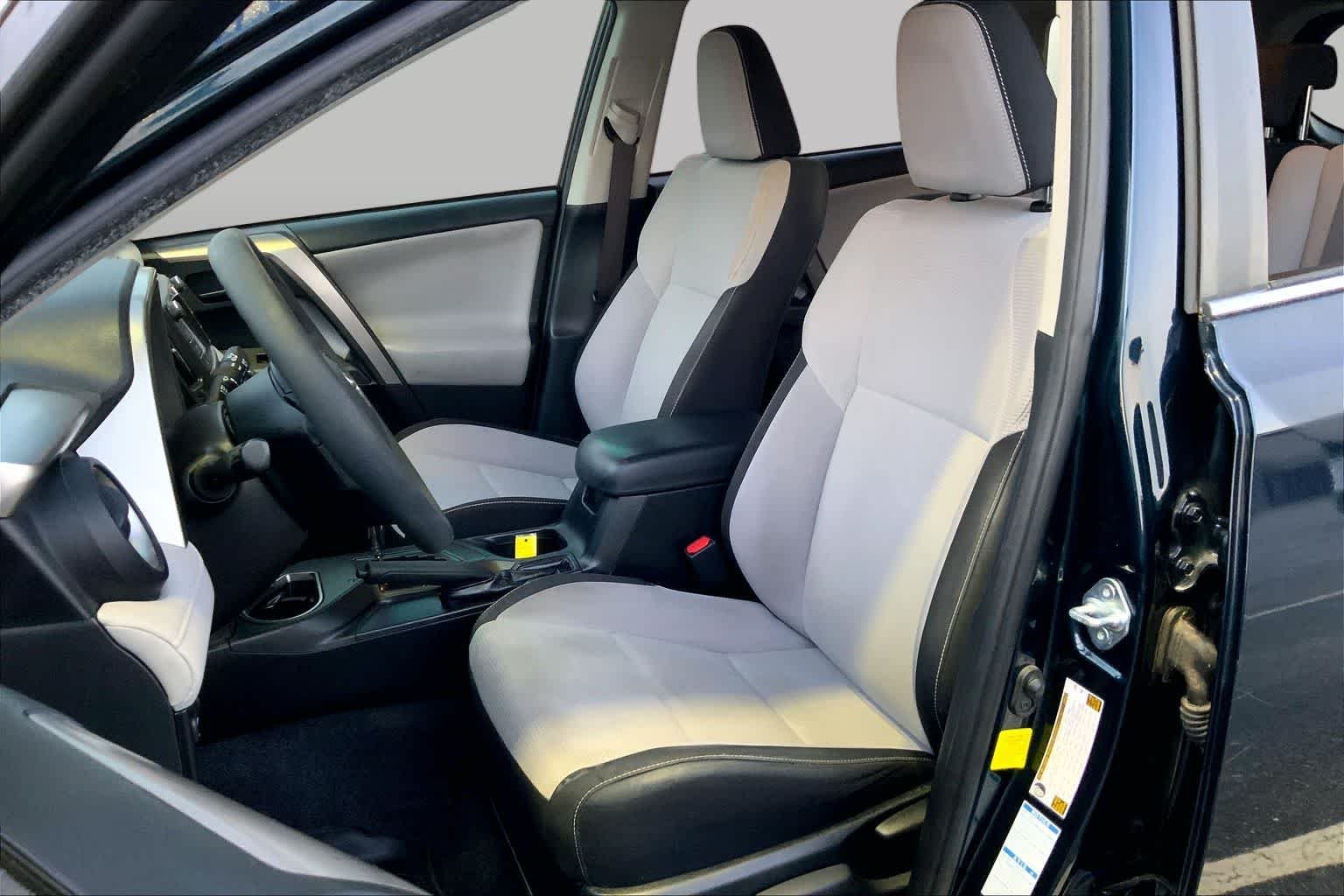 Used 2018 Galactic Aqua Mica Toyota Hybrid LE image 11