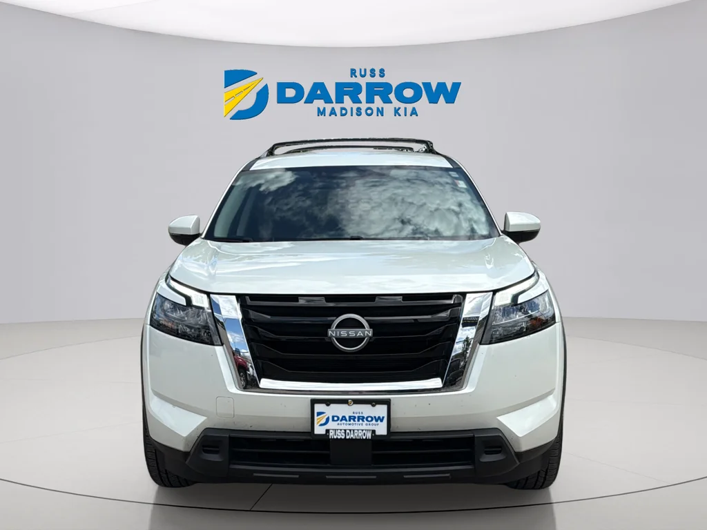 Used 2024 Pearl White Tricoat Nissan SV image 8