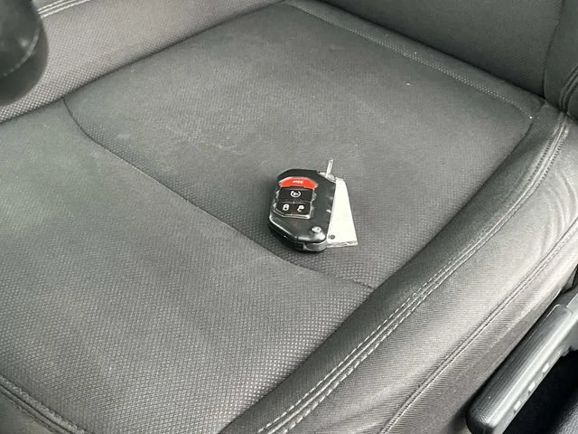 Used 2018 Gray Jeep Unlimited Sport S image 35
