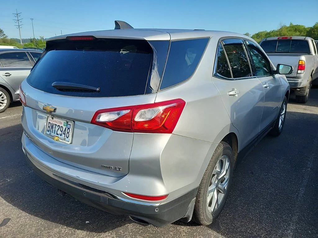 Used 2018 Silver Chevrolet LT image 2