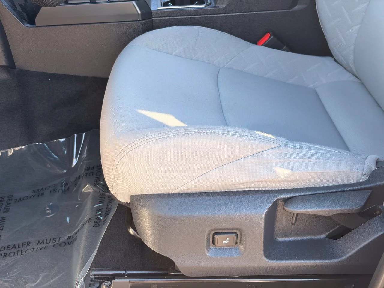 Used 2024 Ice Toyota SR5 image 18
