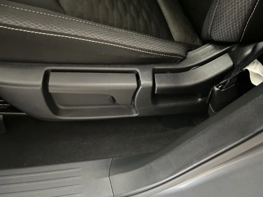 Used 2024 Gray Nissan S image 16