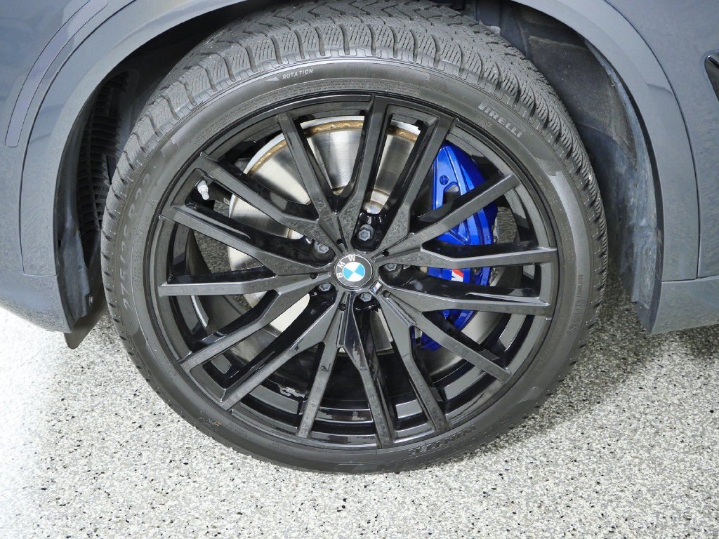 Certified Used 2024 Dravit Grey Metallic BMW M60i image 21
