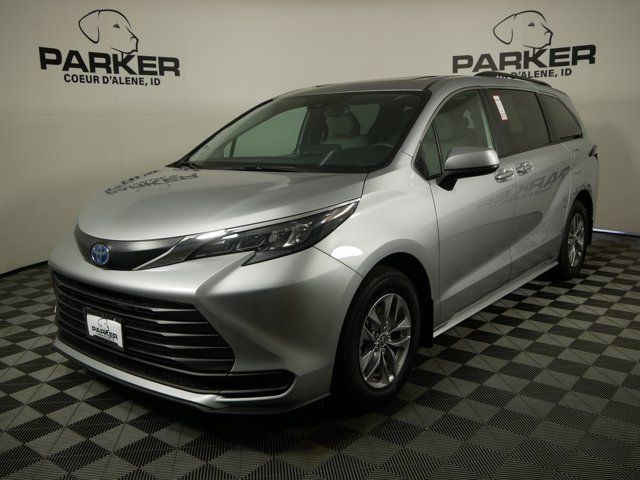 2025 Toyota Sienna