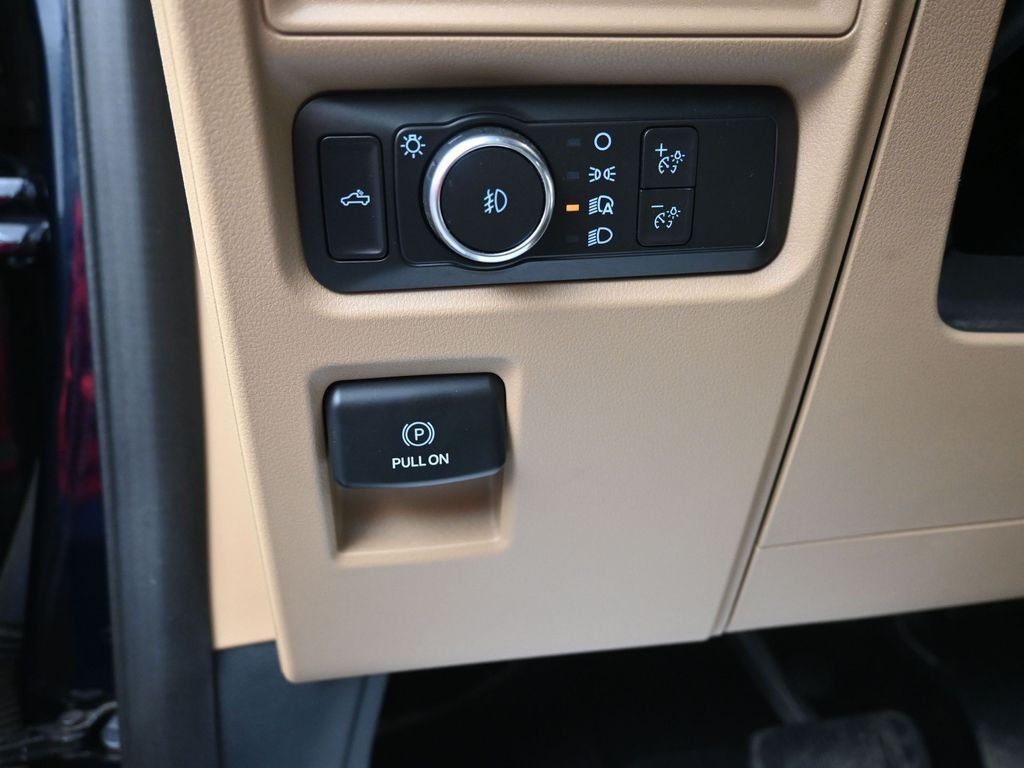 2022 Ford F-150 XLT - Photo 11