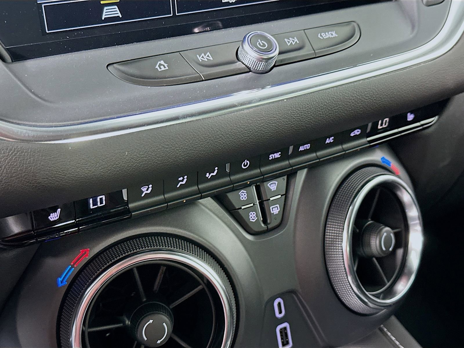 2025 Chevrolet Blazer 2LT - Photo 17