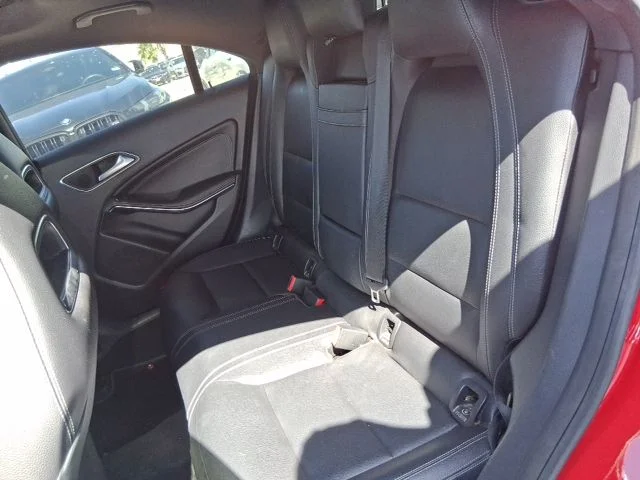 Used 2018  Mercedes-Benz CLA 250 image 16