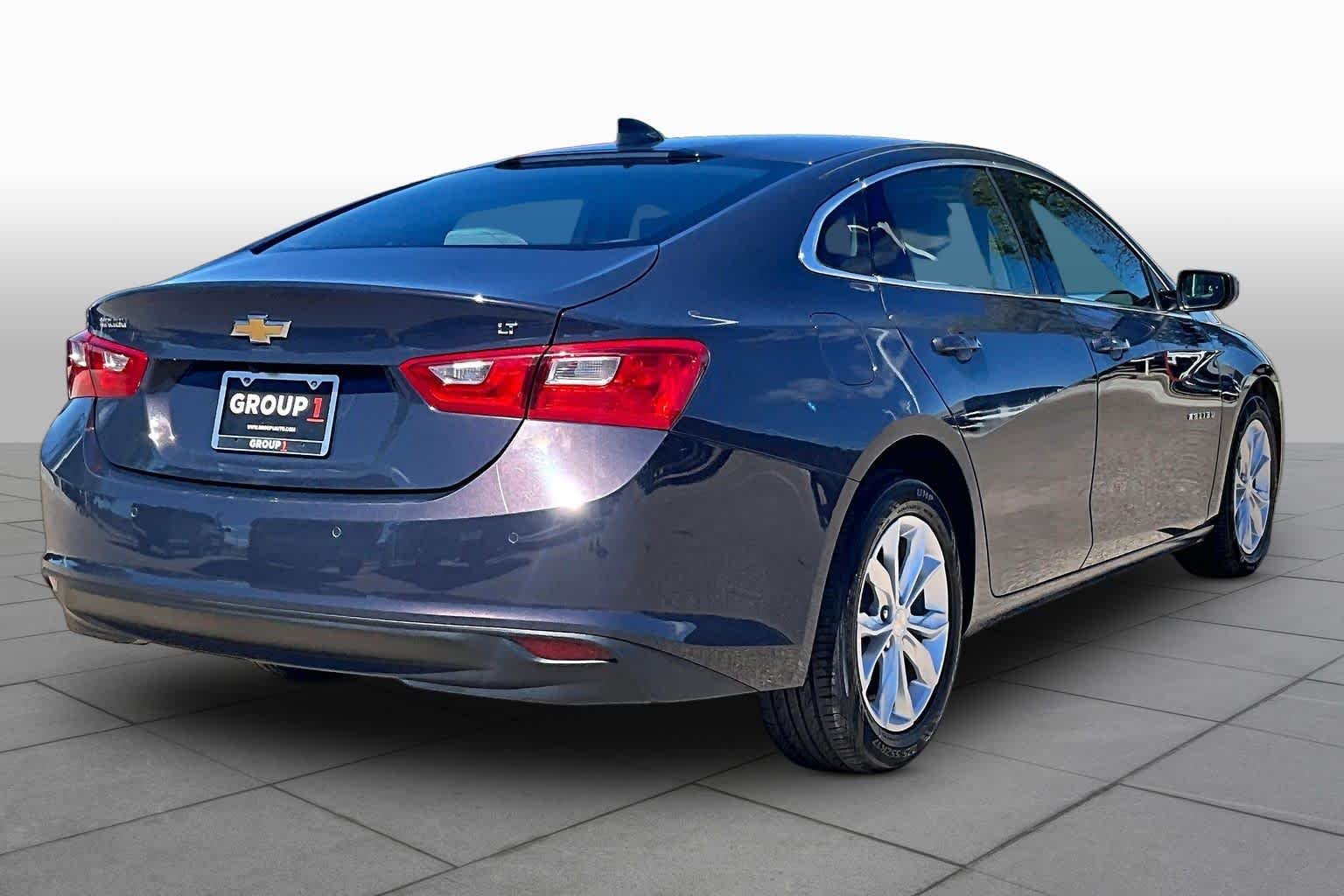 Used 2025 Night Shade Metallic Chevrolet LT image 4