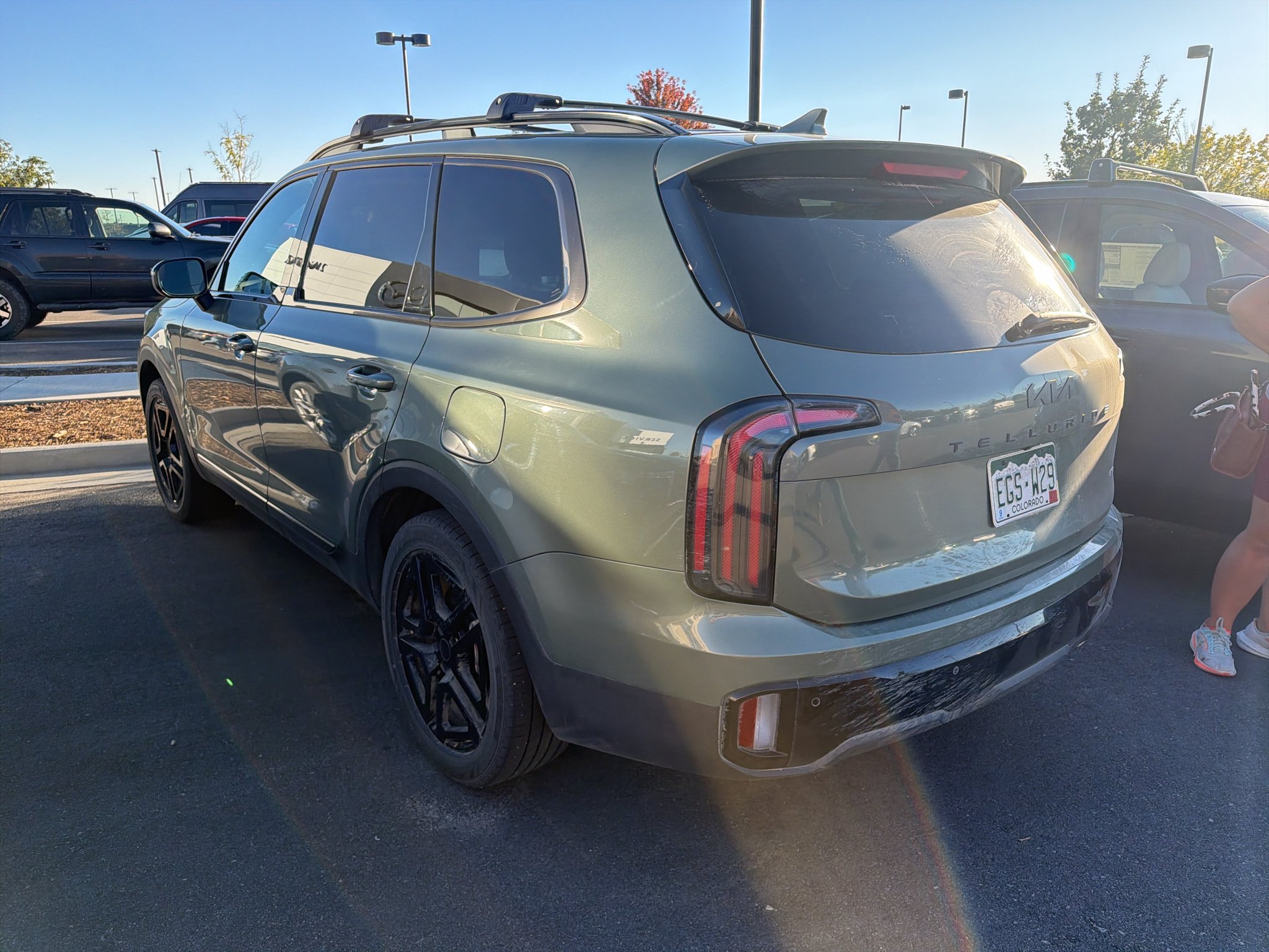 Used 2025 Green Kia EX image 2