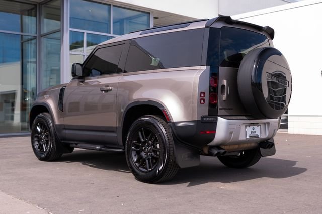 Used 2023 Silver Land Rover S image 3