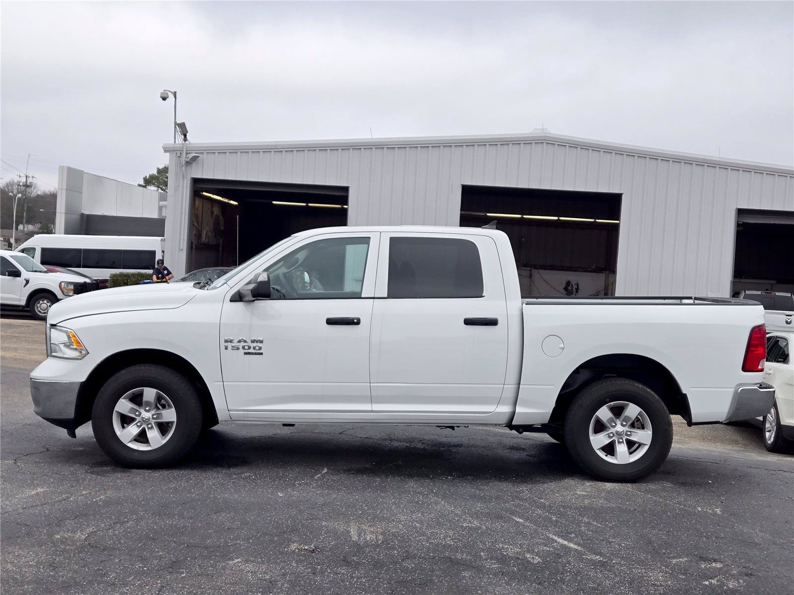 2023 RAM Ram 1500 Classic SLT - Photo 12
