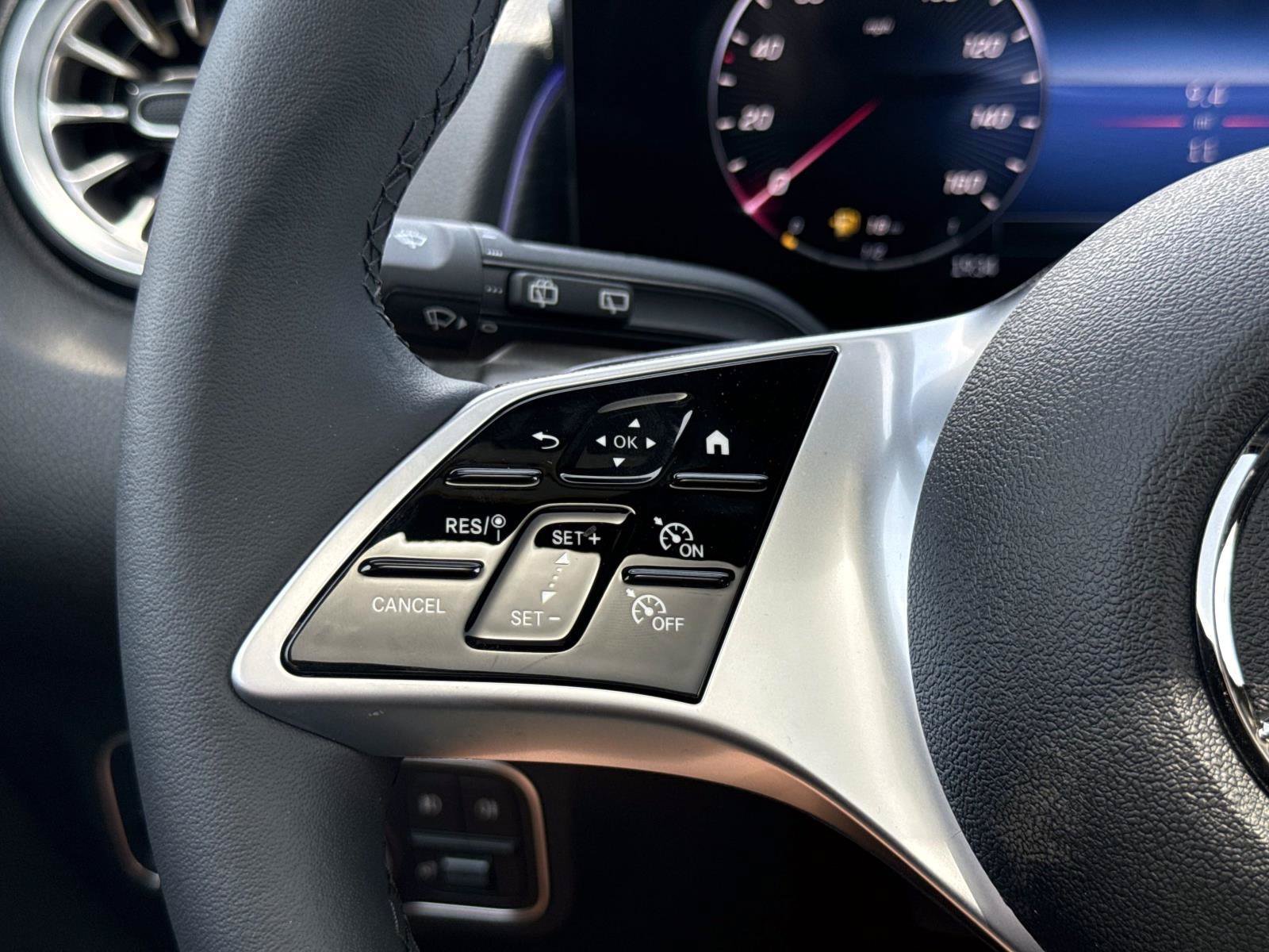 New 2026 Black Mercedes-Benz 250 SUV image 31