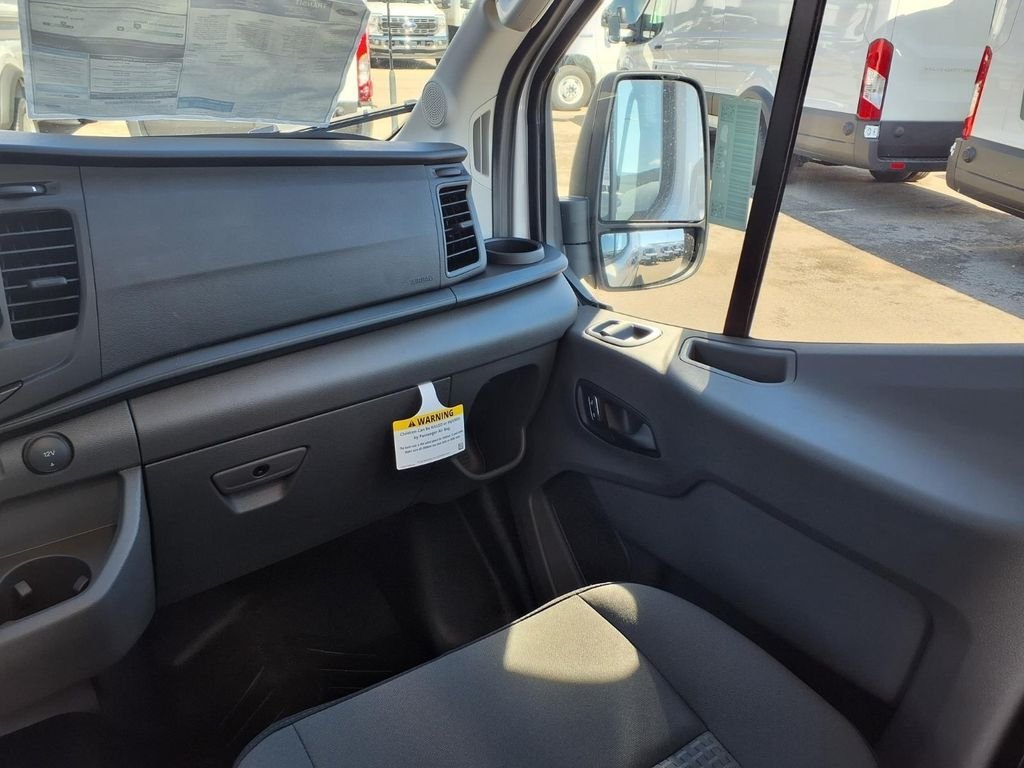 New 2026 Oxford White Ford Cargo Van image 20