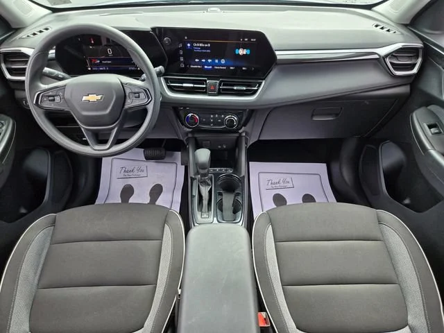 Used 2025 Sterling Gray Metallic Chevrolet LT image 15