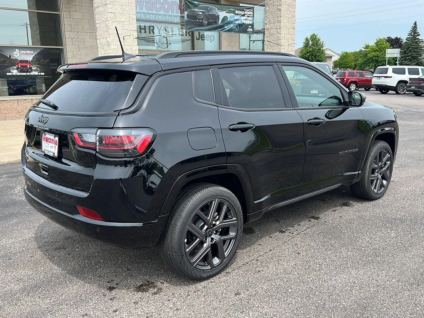 2025 Jeep Compass Limited - Photo 8