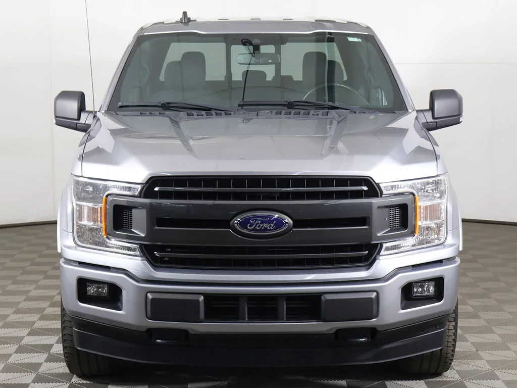 Used 2020 Silver Ford XLT image 9