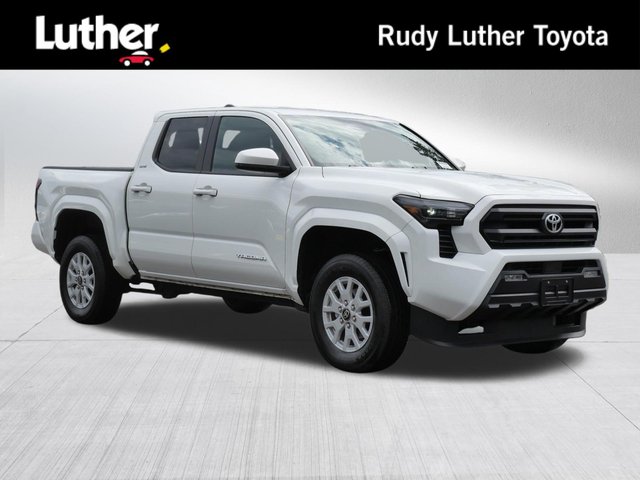 2025 Toyota Tacoma 4WD SR5