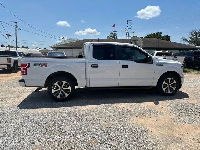 Used 2020 White Ford XL image 16