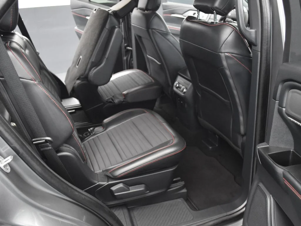 Certified Used 2025 Gray Metallic Ford ST-Line image 25