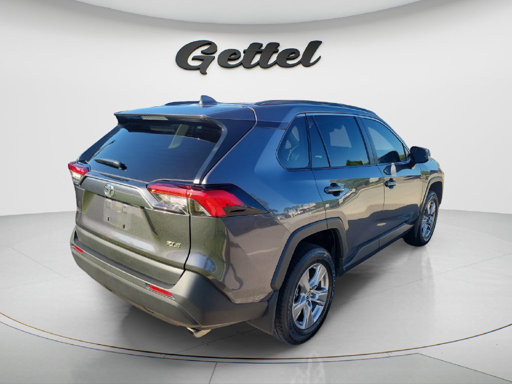 Used 2025 Gray Toyota XLE image 4