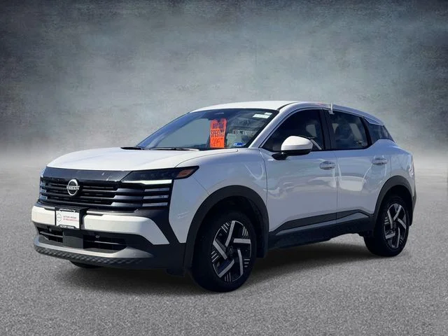 Used 2025 White Nissan SV image 5