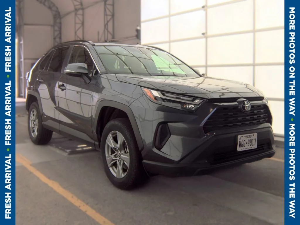 Used 2025 Gray Toyota XLE image 1