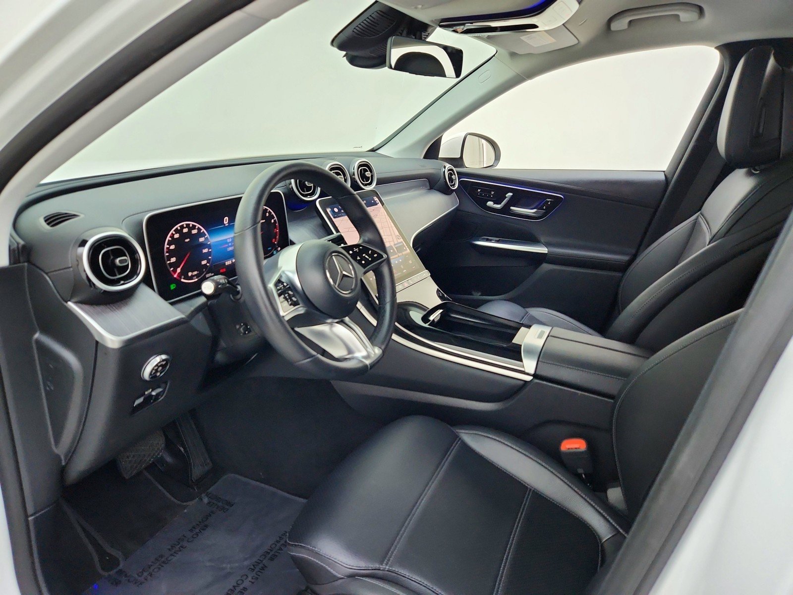 Certified Used 2024 Polar White Mercedes-Benz GLC 300 image 16