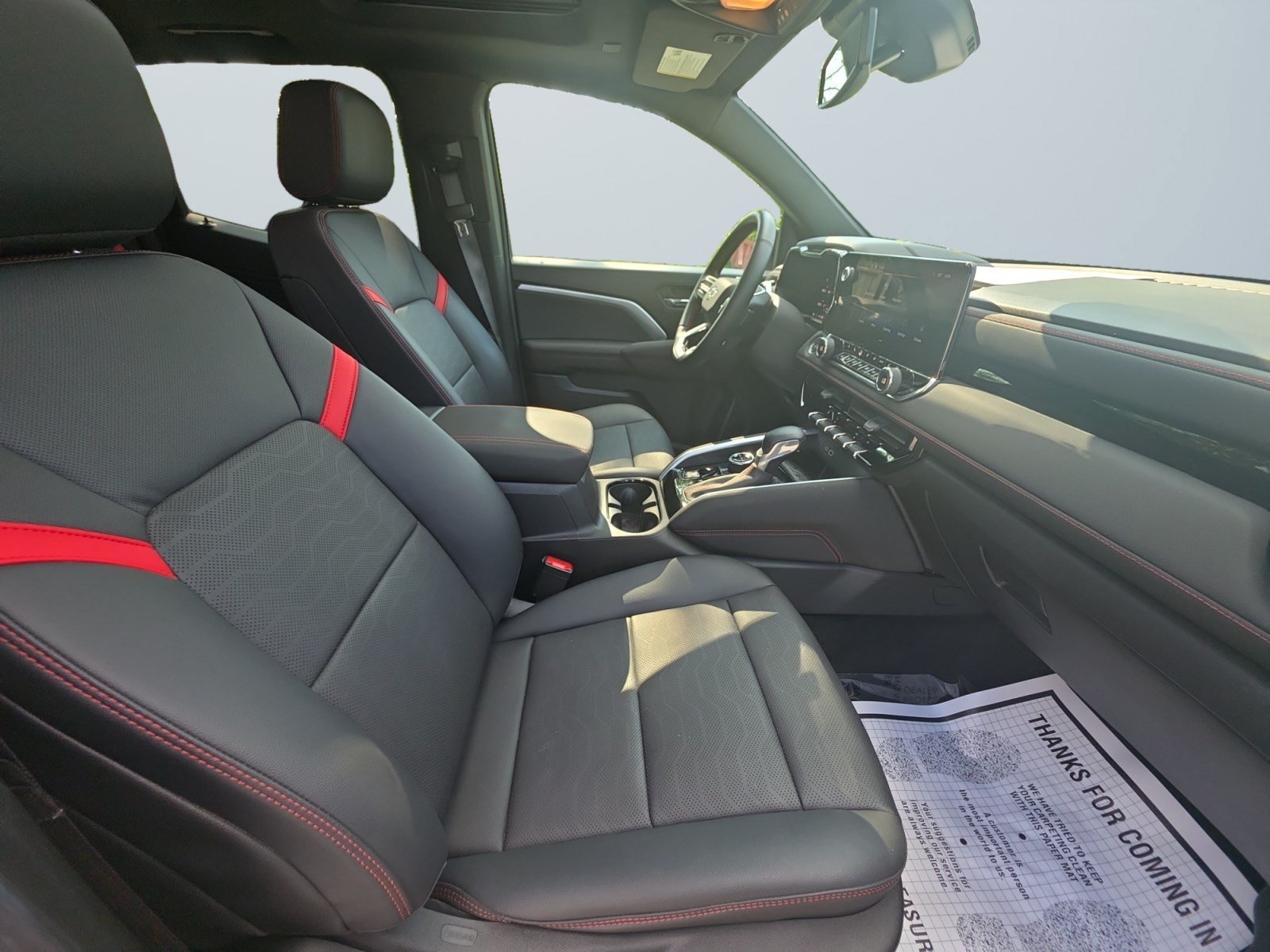 2024 Chevrolet Colorado Z71 - Photo 17