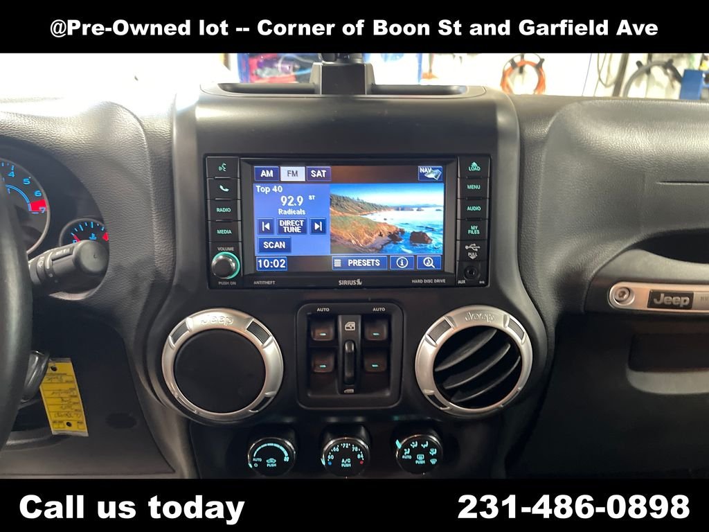 Used 2012 Black Jeep Unlimited Rubicon image 19
