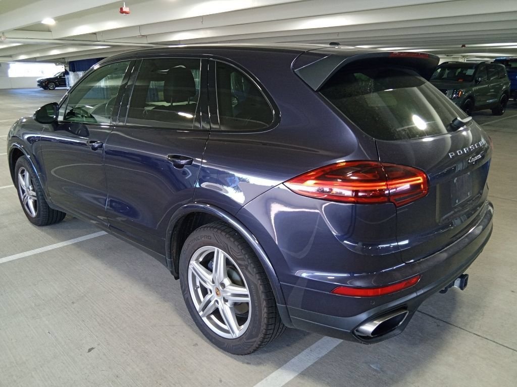 Used 2018 Purpurite Metallic Porsche Platinum Edition image 7