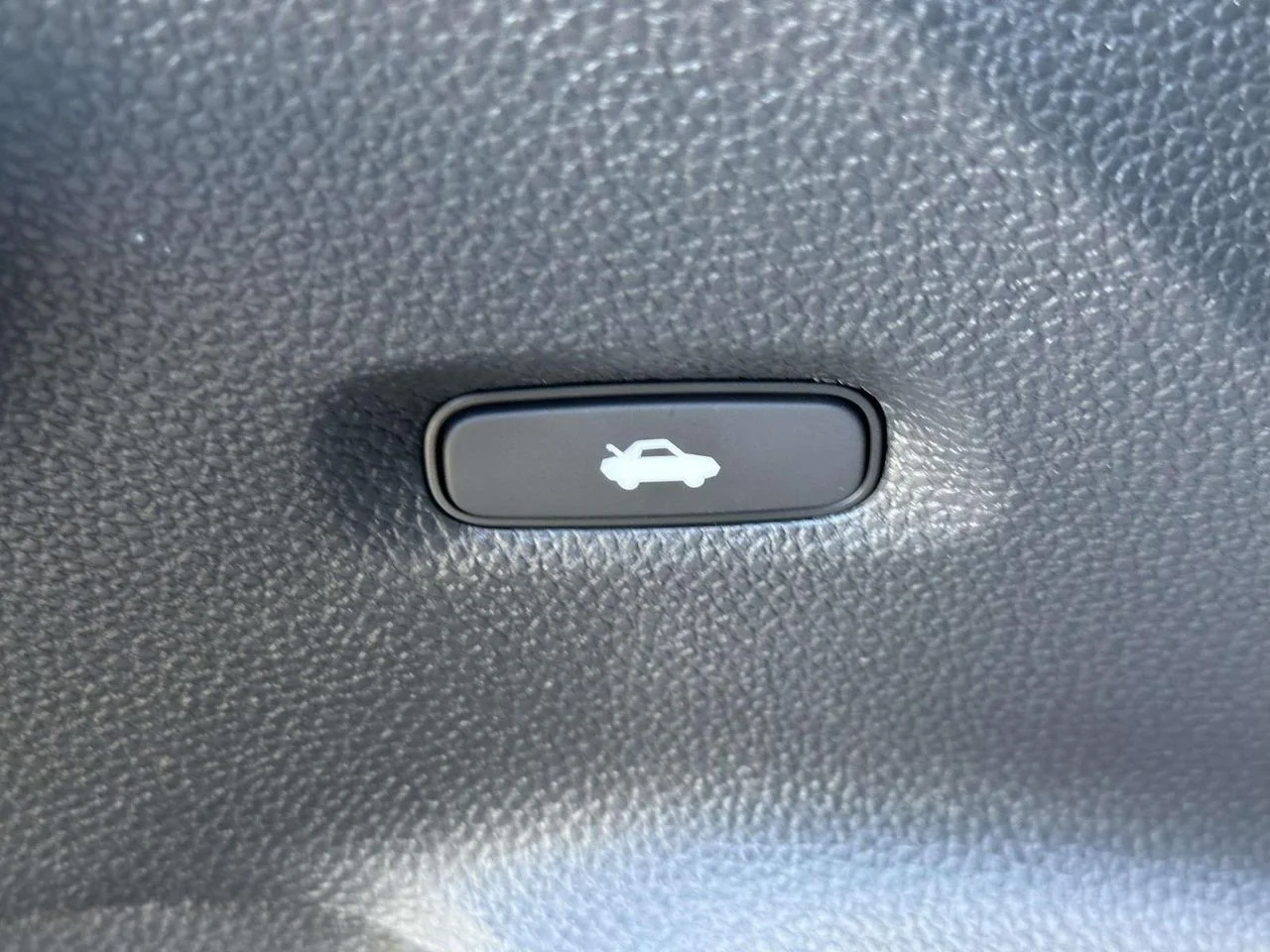 Used 2025 Meteorite Gray Metallic Honda Sport image 19
