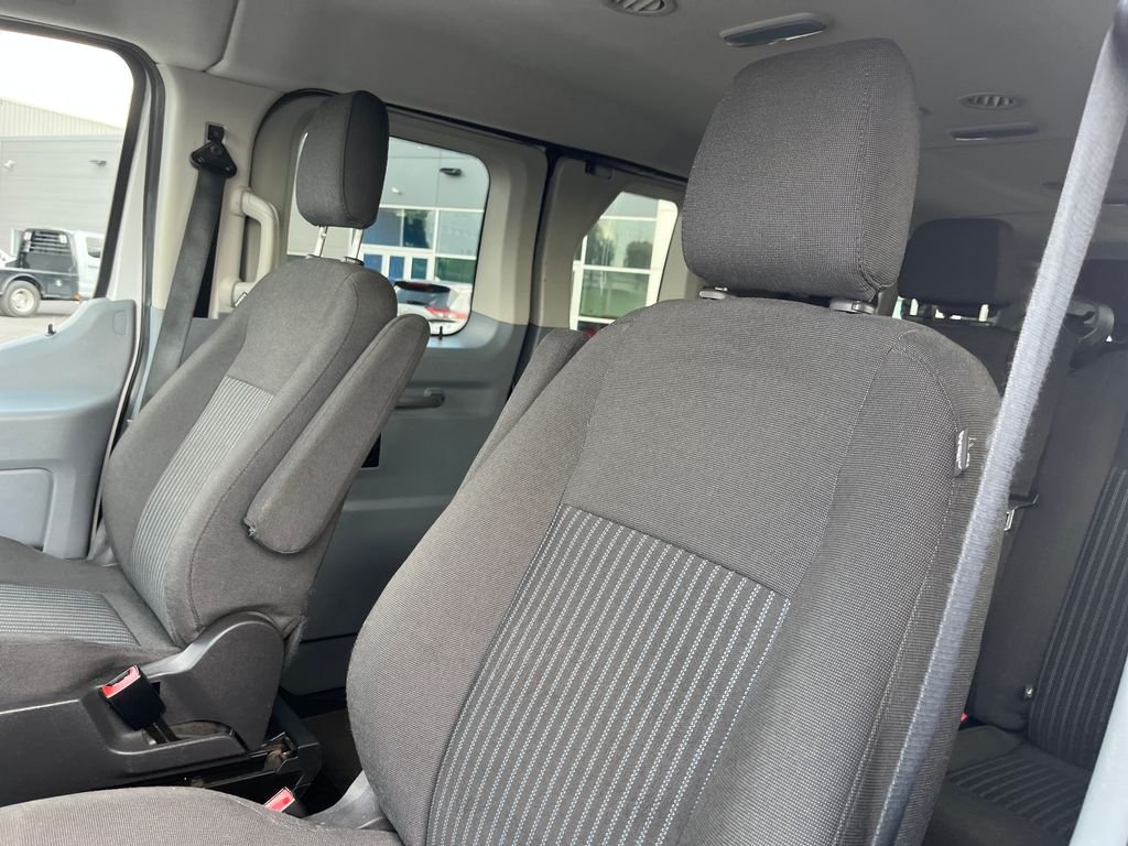 Used 2016 White Ford XL image 12