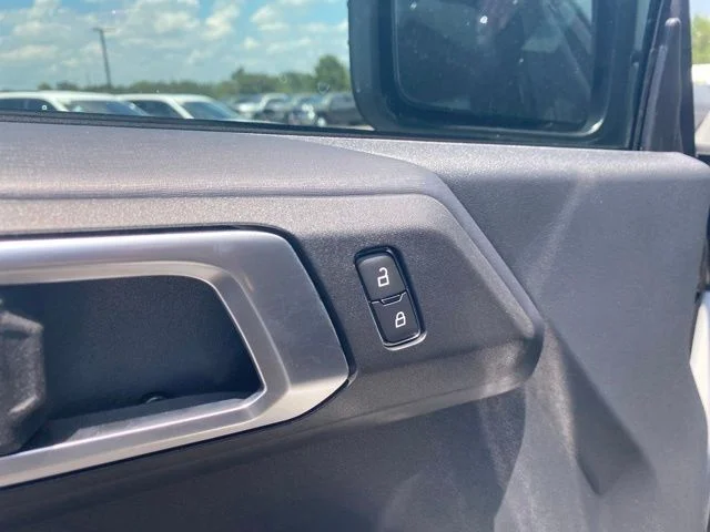New 2026 Avalanche Gray Ford Badlands® image 12