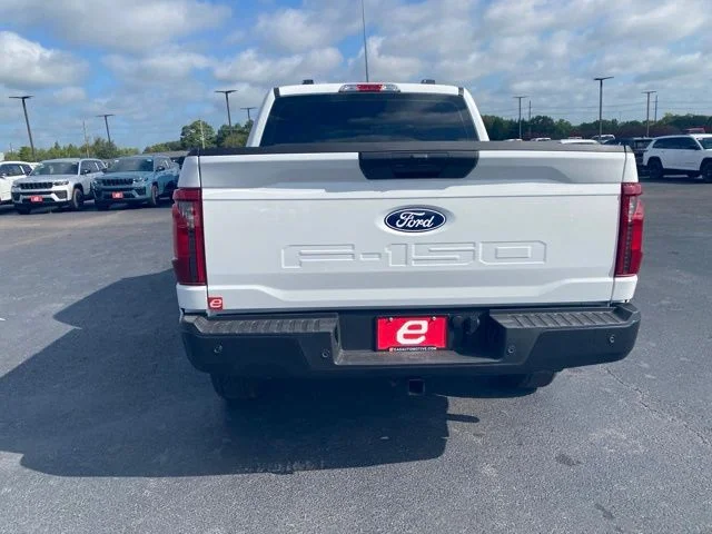New 2026 Oxford White Ford XL image 7