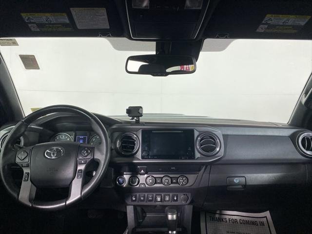 Certified Used 2019 CEMENT Toyota  image 25
