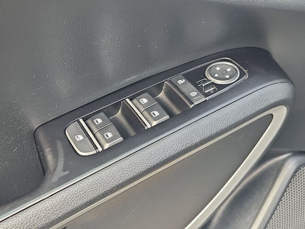 Used 2022 Gravity Gray Kia LX image 10