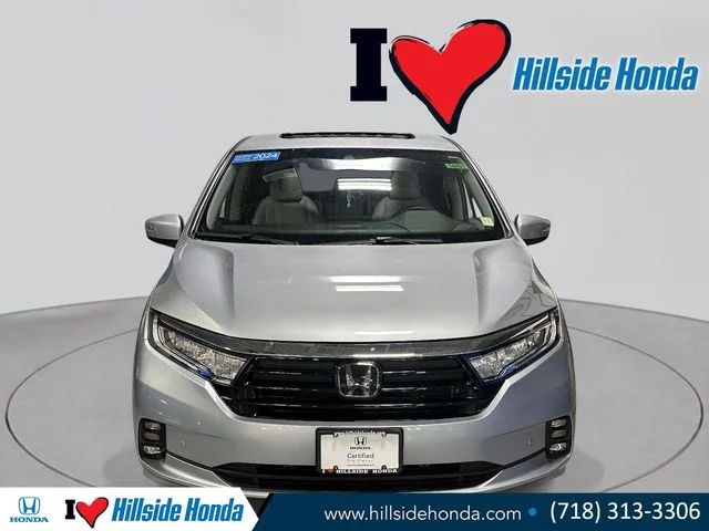 Certified Used 2024 Lunar Silver Metallic Honda TOURING image 8