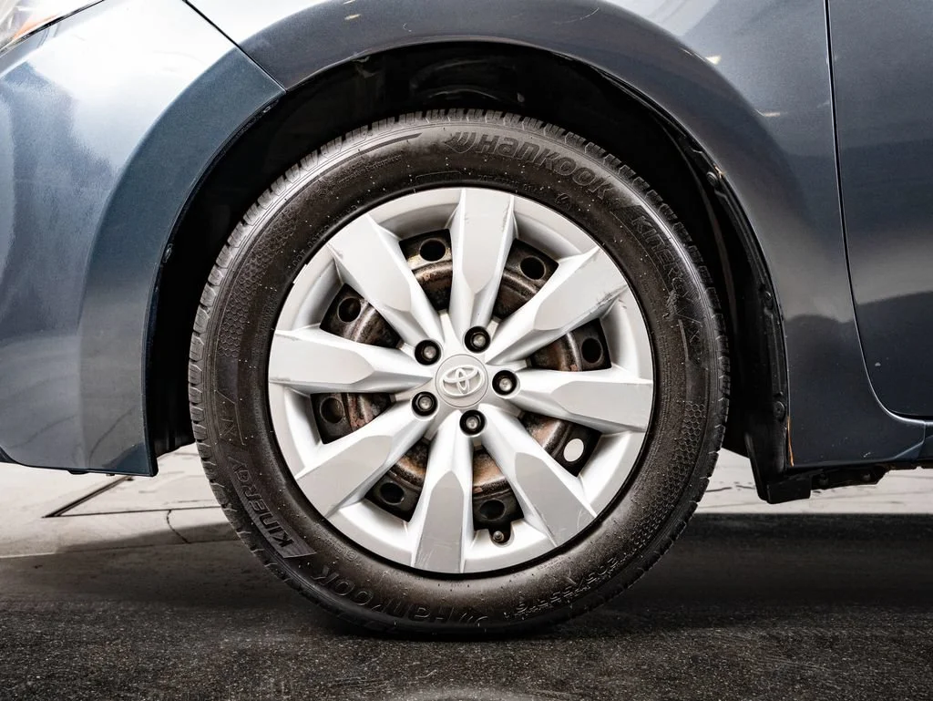 Used 2015 Slate Metallic Toyota LE image 13